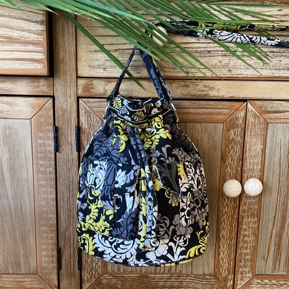 VERA BRADLEY 🖤 Crossbody DRAWSTRING Bag BUCKET